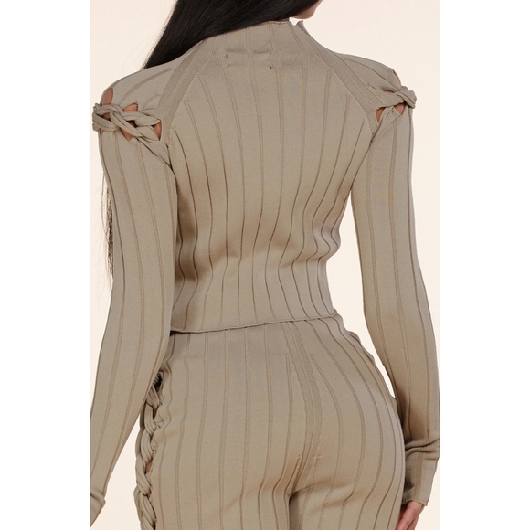 Uzuri wa kusuka *Only 4 Left* - Picture 5 of 5